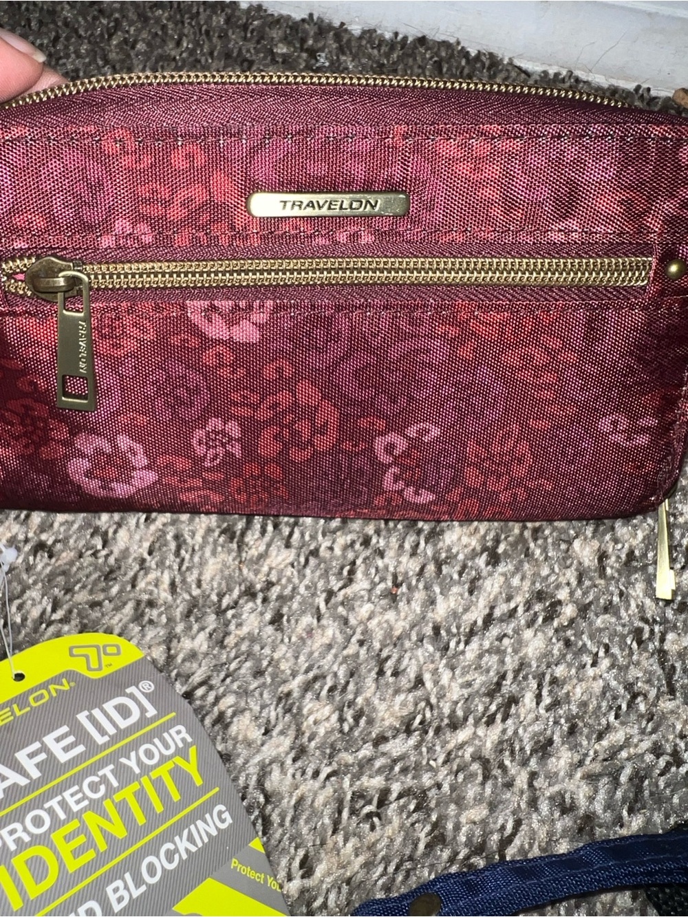 Travelon wallet
